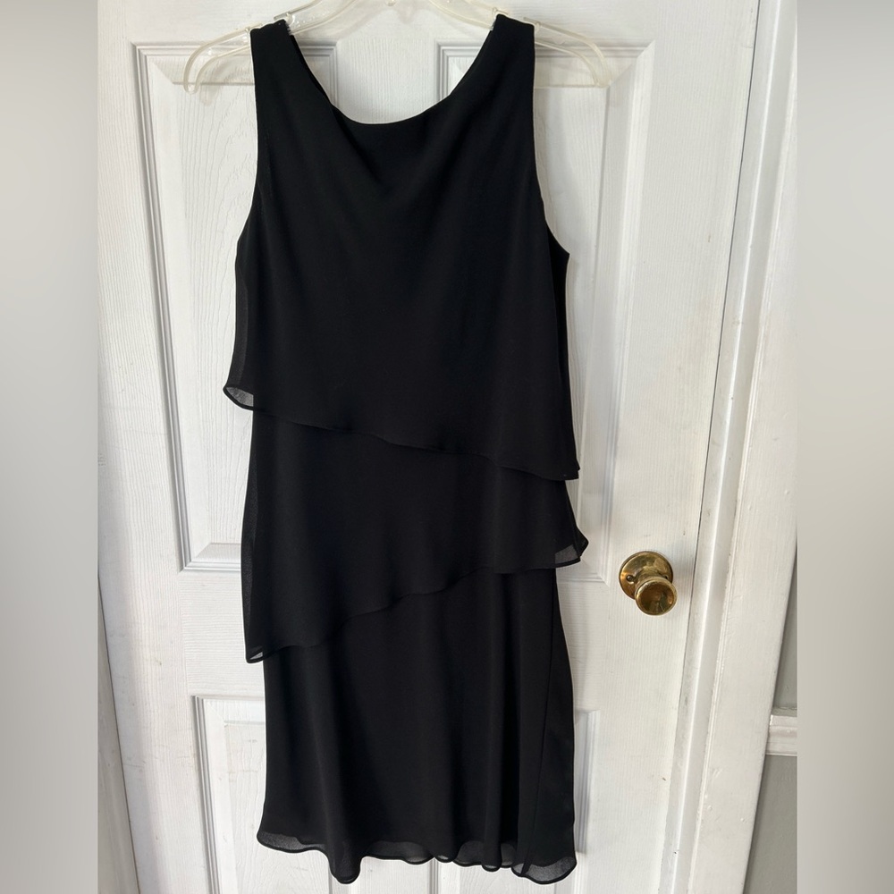 Beautiful formal, lined flowy dress- never worn